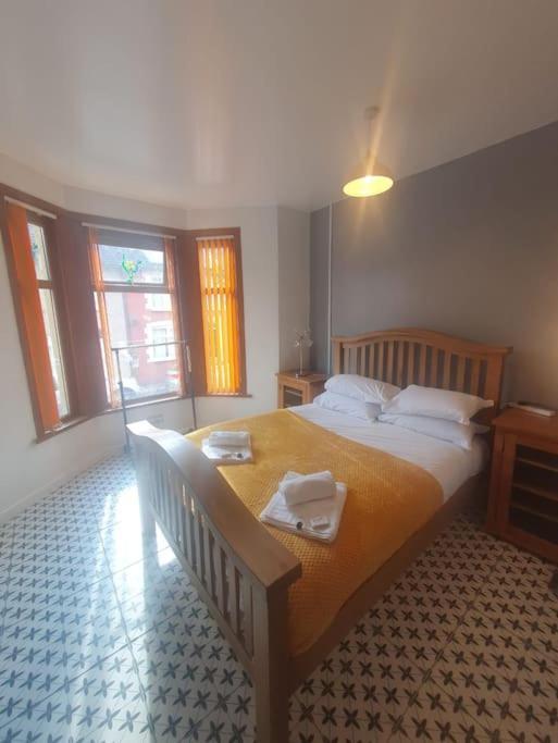Villa Guardian View Abertillery Esterno foto