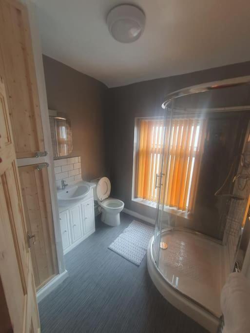 Villa Guardian View Abertillery Esterno foto
